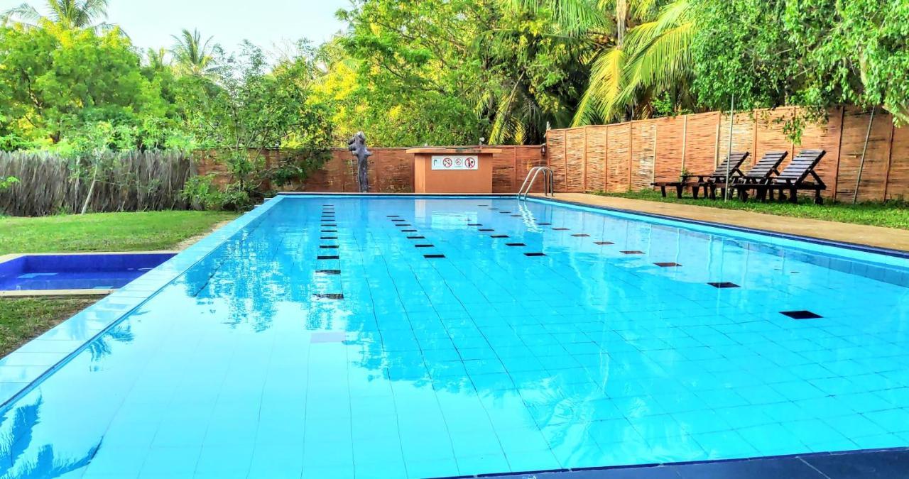 Roshanne Beach Resort Kalpitiya Kültér fotó