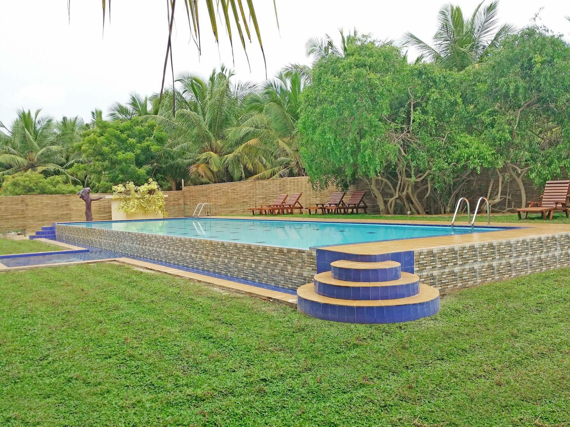 Roshanne Beach Resort Kalpitiya Kültér fotó